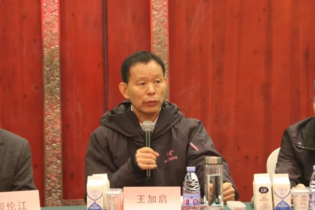 1764893972629745.jpg 62fdd421e37fd66b93353170af9c4144.jpg